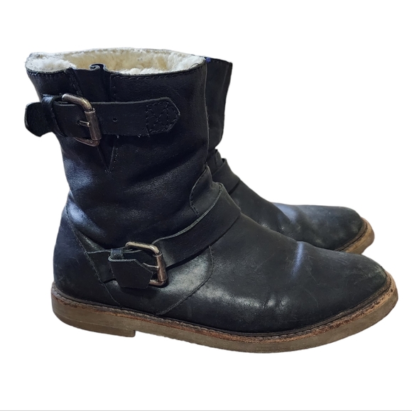 Madewell Shoes - Madewell 1937 Black Moto Sherpa Lined Boots with Buckles, Size 7